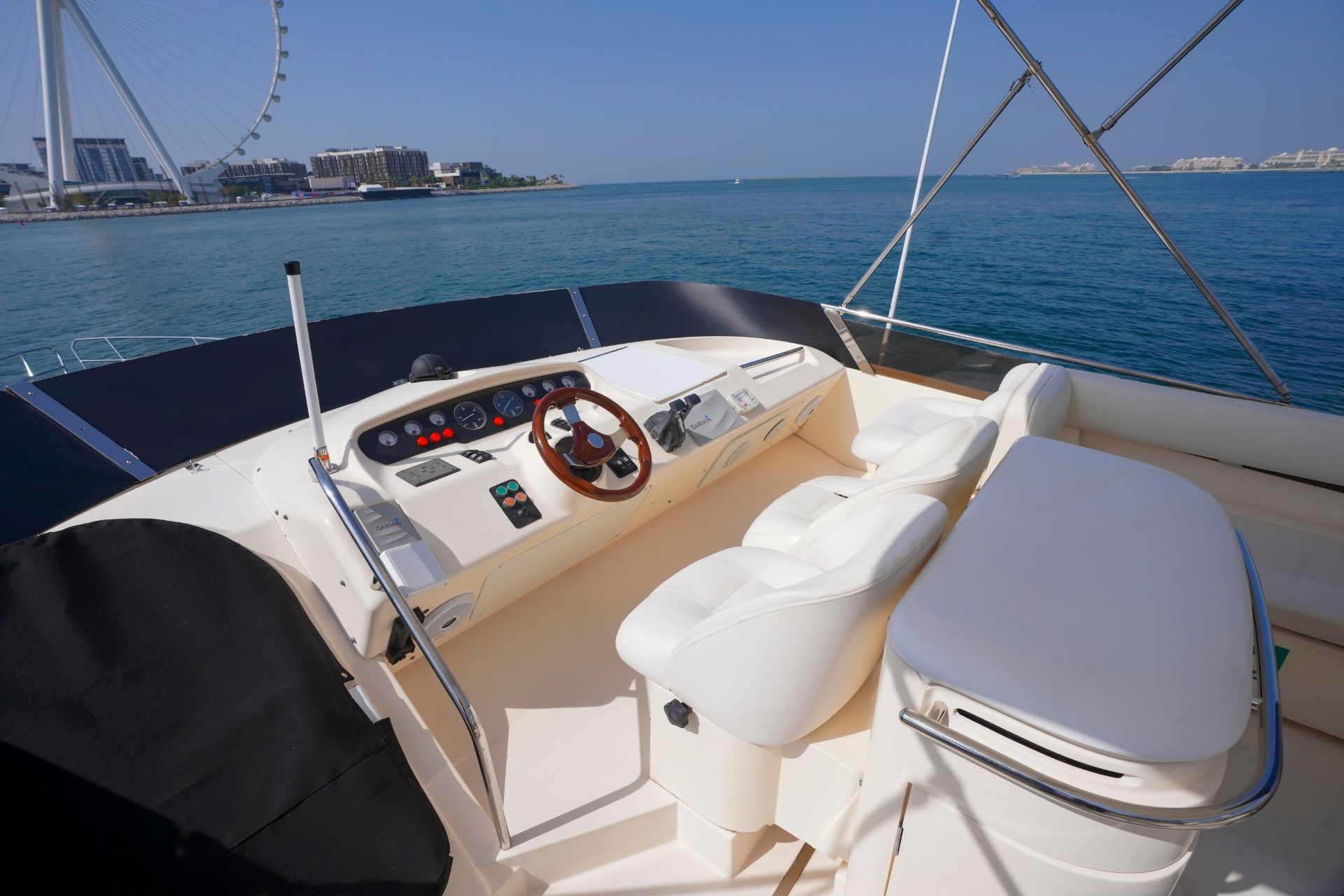 60ft yacht marina outside